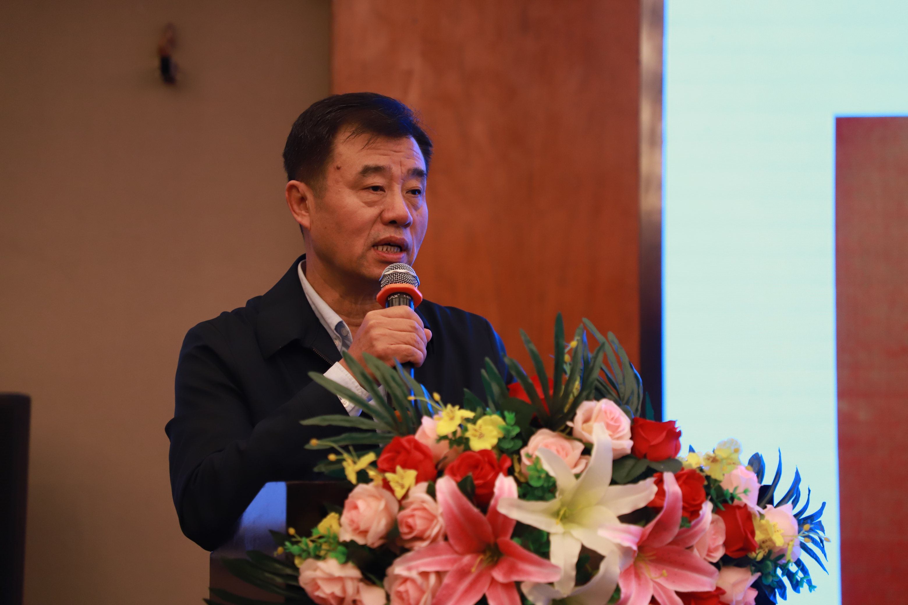 四川省造紙行業(yè)工作會(huì )、“2020·四新技術(shù)”交流推廣會(huì )、協(xié)會(huì )、學(xué)會(huì )年會(huì )上中國造紙協(xié)會(huì )理事長(cháng)趙偉講話(huà)